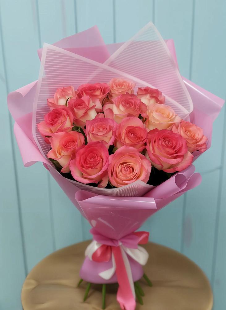 Букет 15 Розовых роз Равель в Богучанах