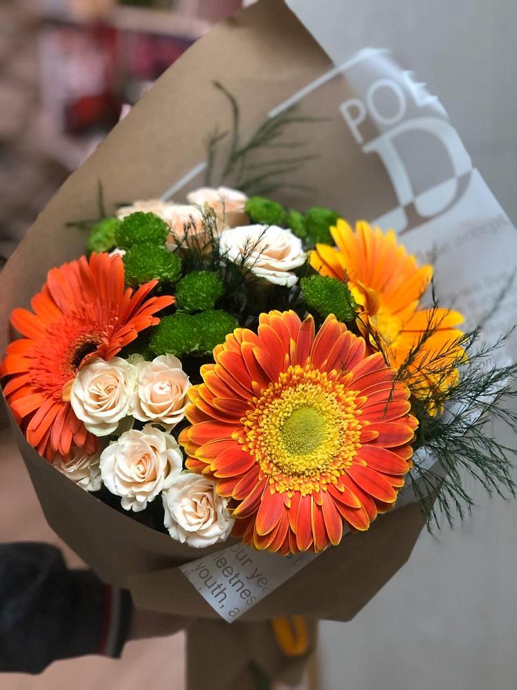 Букет желтый закат в Богучанах Букет цветов из: Герберы, Хризантемы и Розы в Богучанах